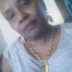 Meet your Posher, Debra